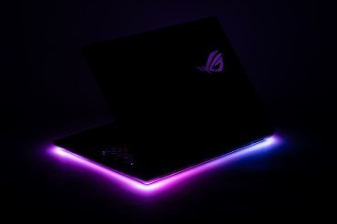 Обзор игрового ноутбука Asus ROG Strix Scar 18 G835LX с Intel Core Ultra 9 275HX и Nvidia GeForce RTX 5090 Laptop