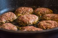 Как сделать так, чтобы котлеты не разваливались? | Аргументы и Факты